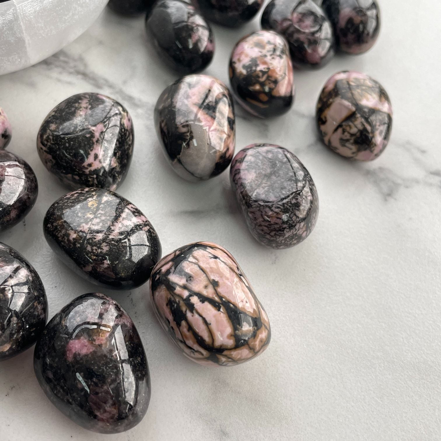 Rhodonite Tumbled - 1KG