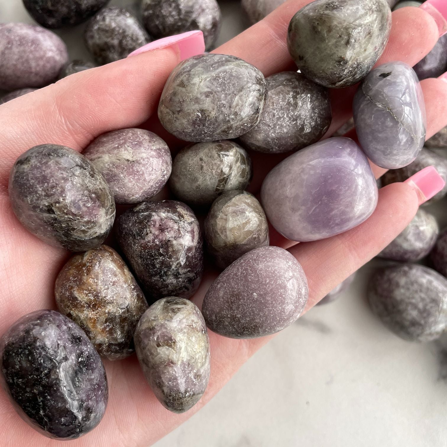 Lepidolite Tumbled (Afr) - 1KG (50-60pc)