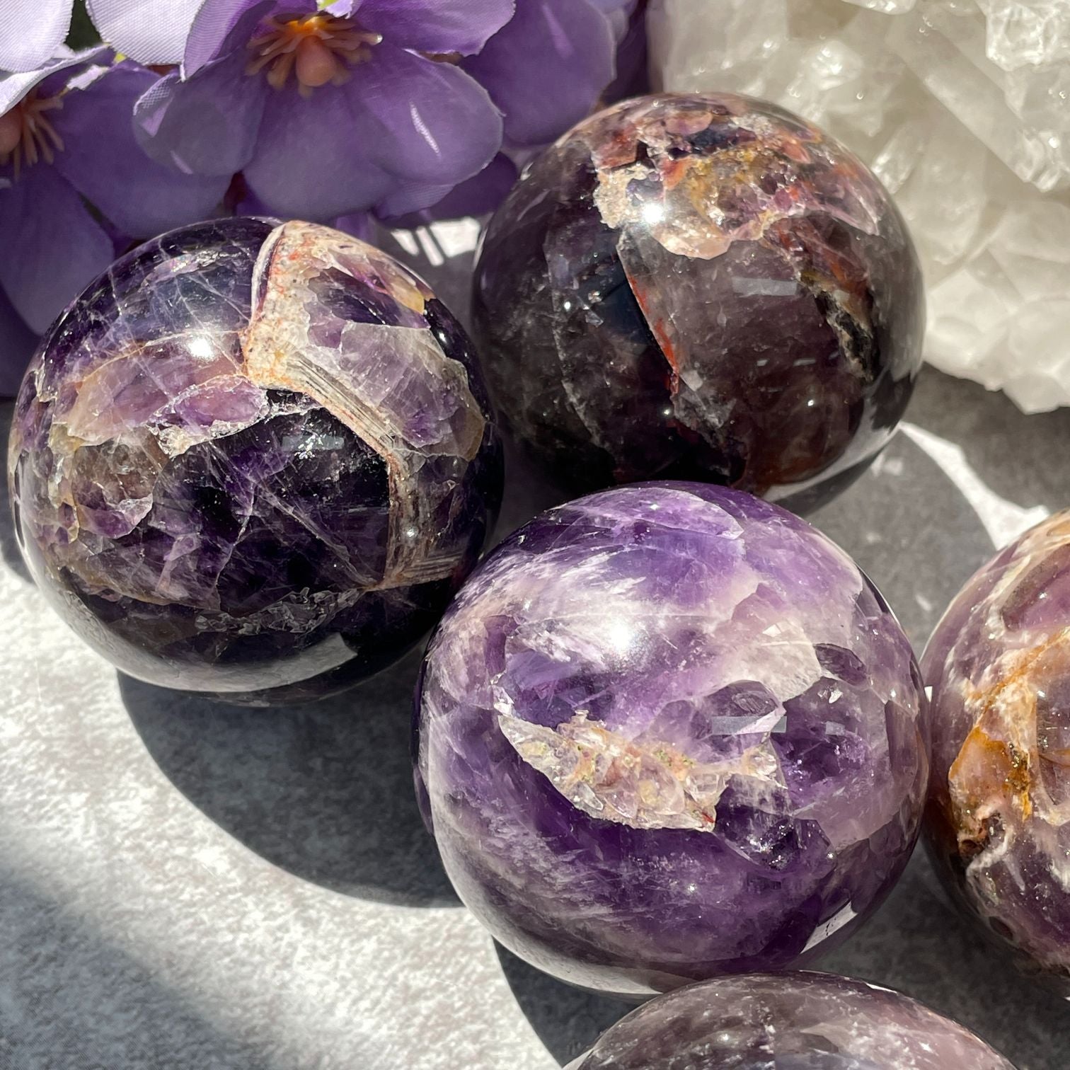 Chevron Amethyst Sphere 5cm - 1pc