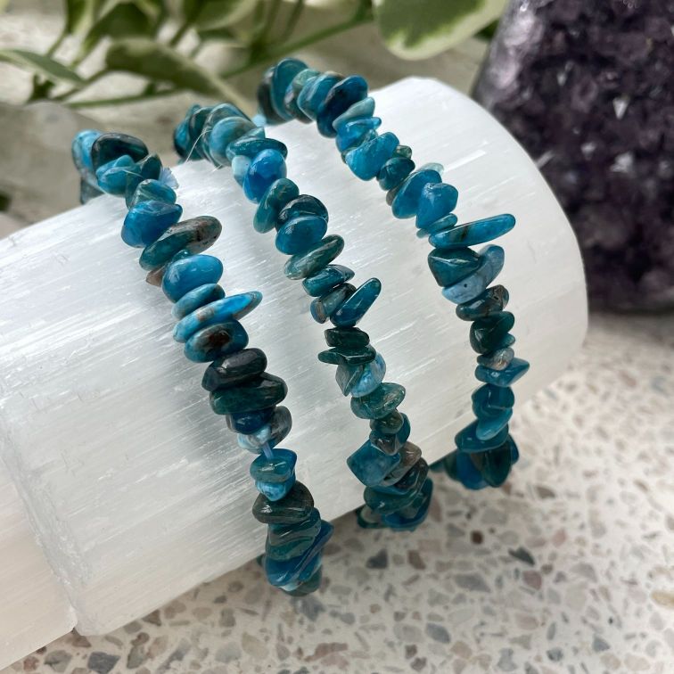 Apatite Chip Bracelet Q1/A