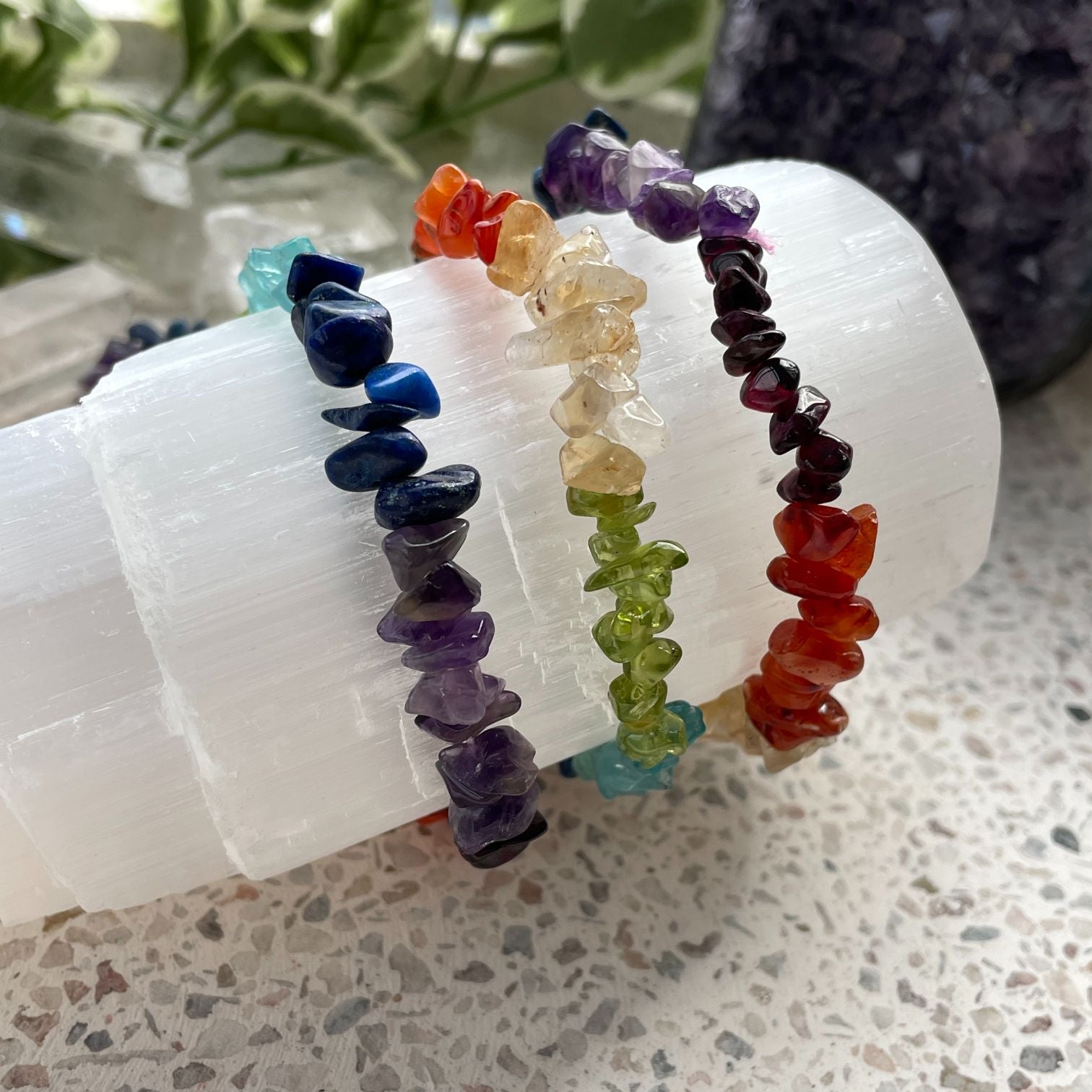 Seven Chakra Chip Bracelet(IN)
