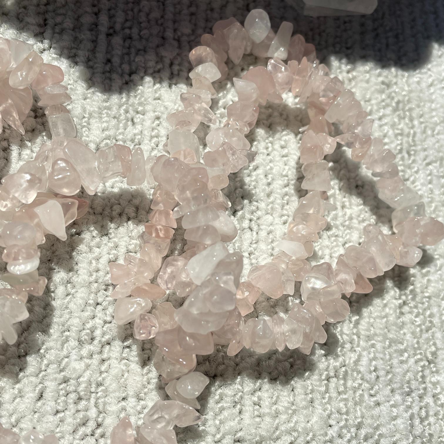 Rose Quartz Chip Bracelet (IN)