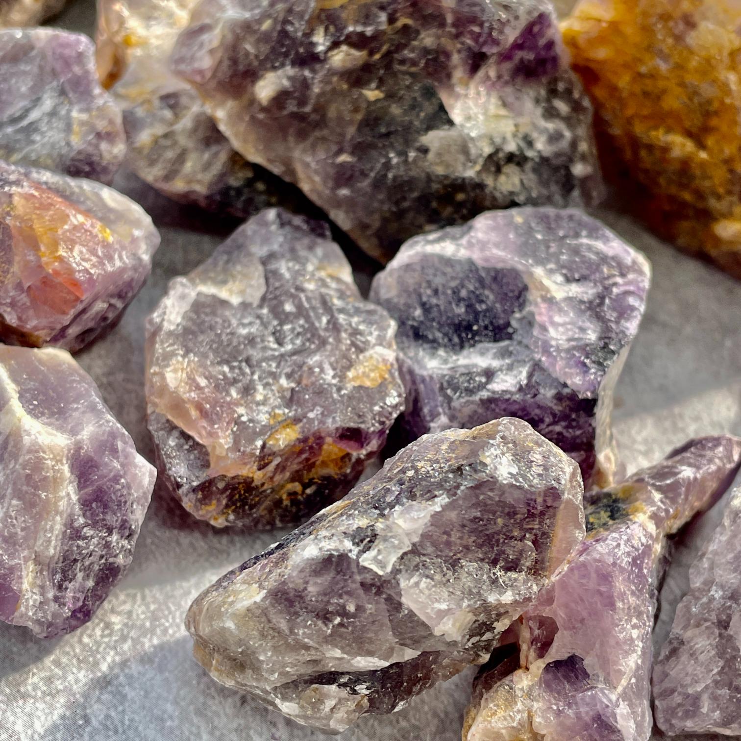 Rough Amethyst (Chevron IN 25-30 pc) 1KG
