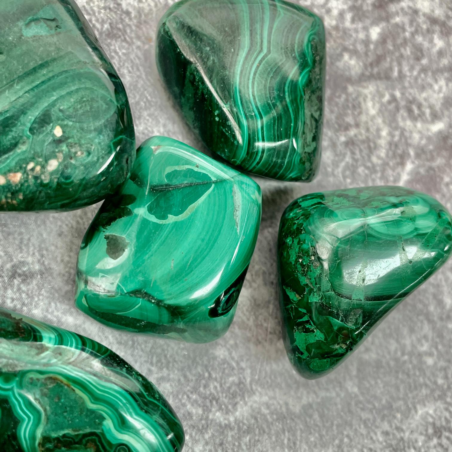 Malachite Tumbled Q1/A 200g (4-7pc)