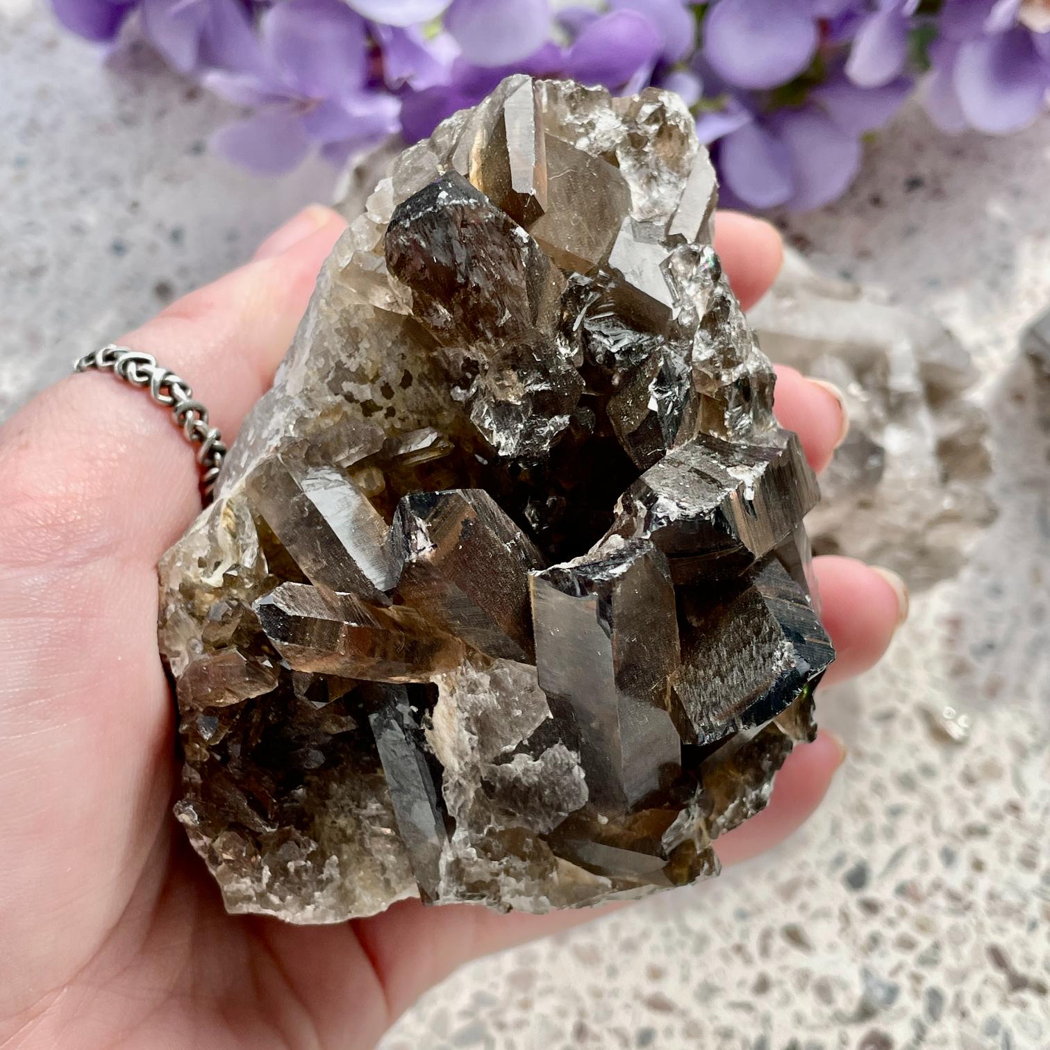 Smokey Quartz Cluster LGE (6-10cm) - 1pc