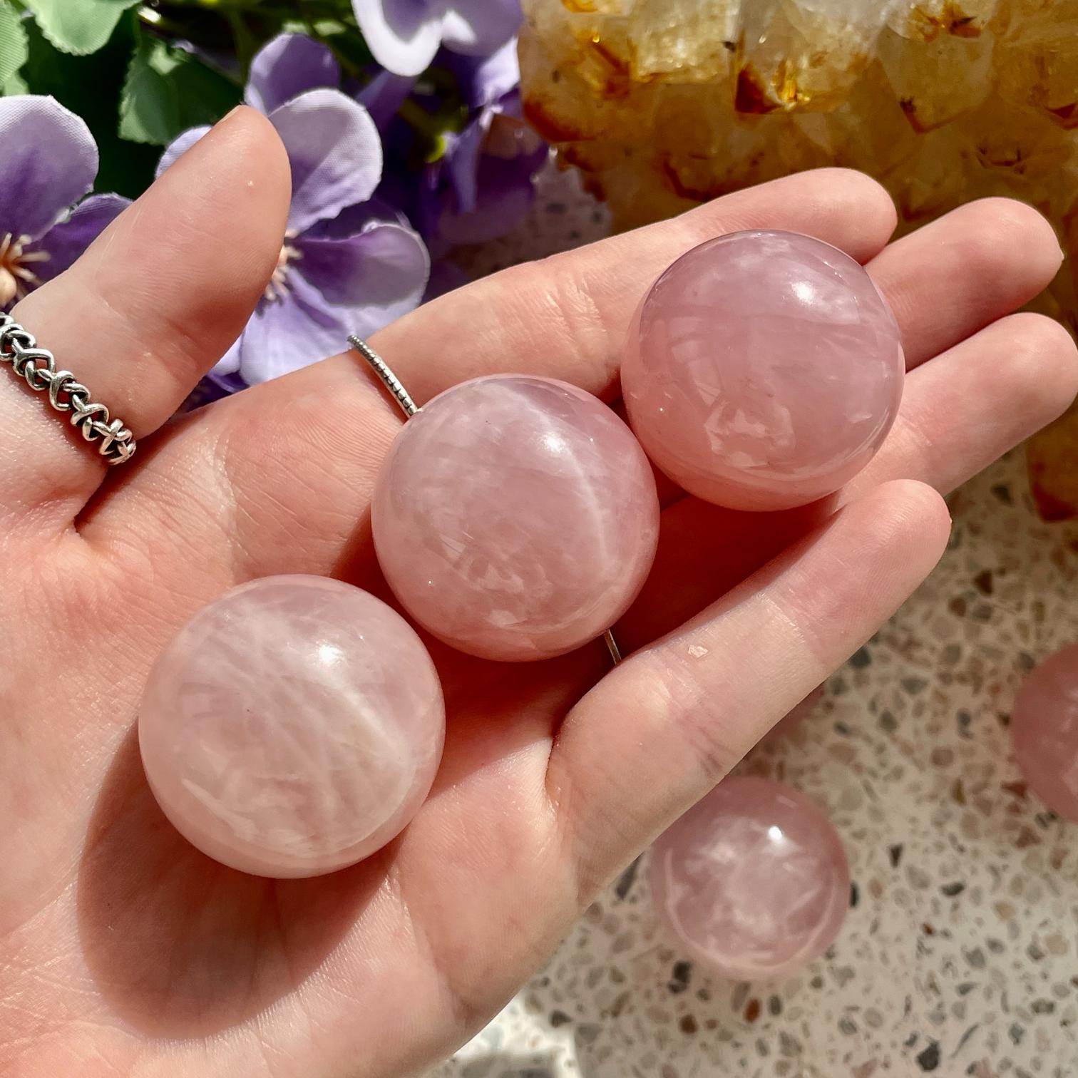 Rose Quartz Sphere - 3cm Q1/A
