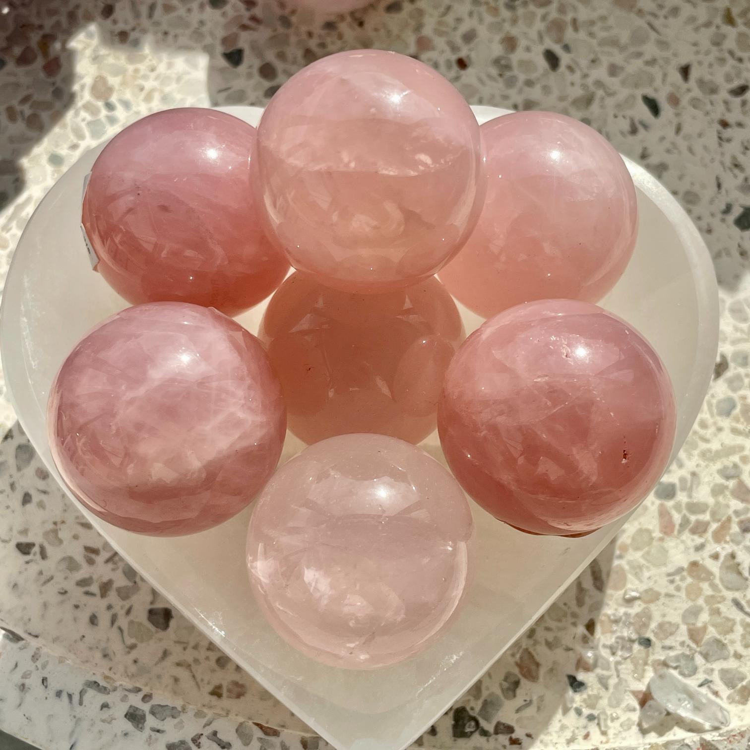 Rose Quartz Sphere - 3cm Q1/A