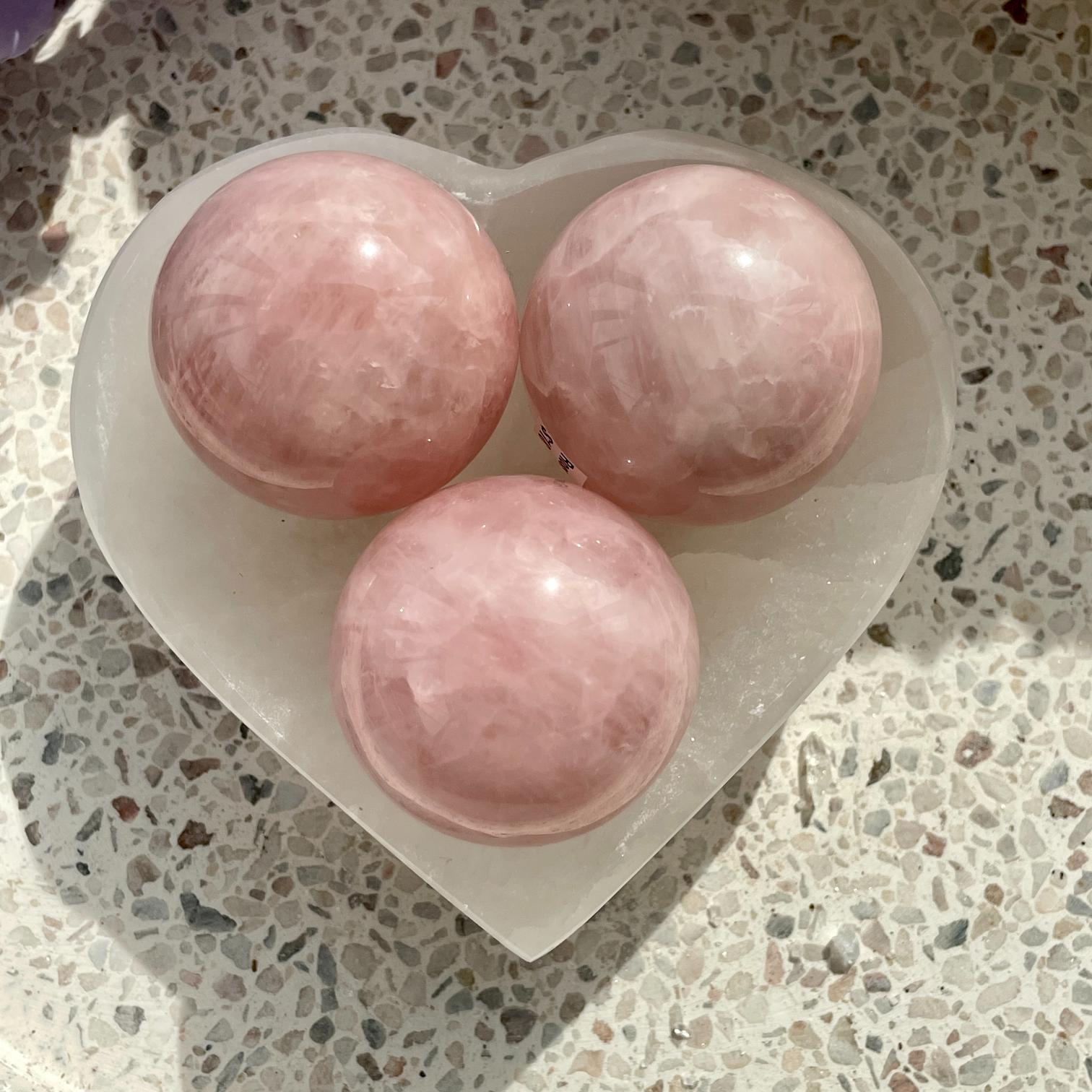 Rose Quartz Sphere - 4cm Q1/A