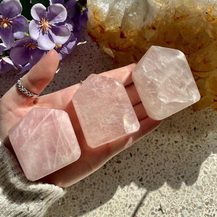 Rose Quartz Freeform - 1pc