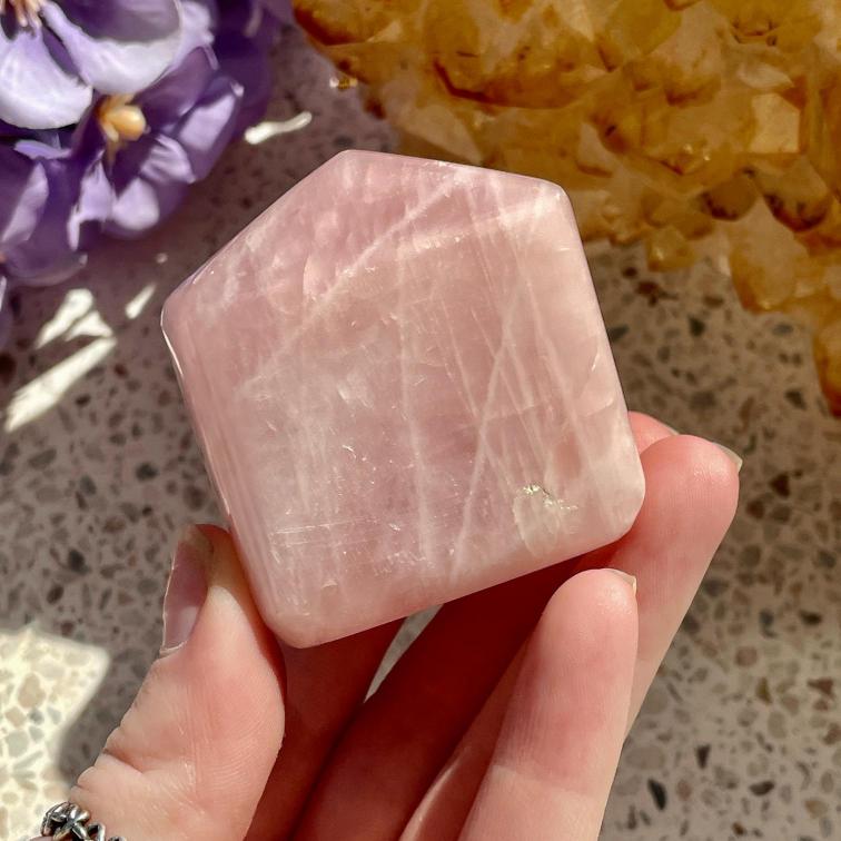 Rose Quartz Freeform - 1pc