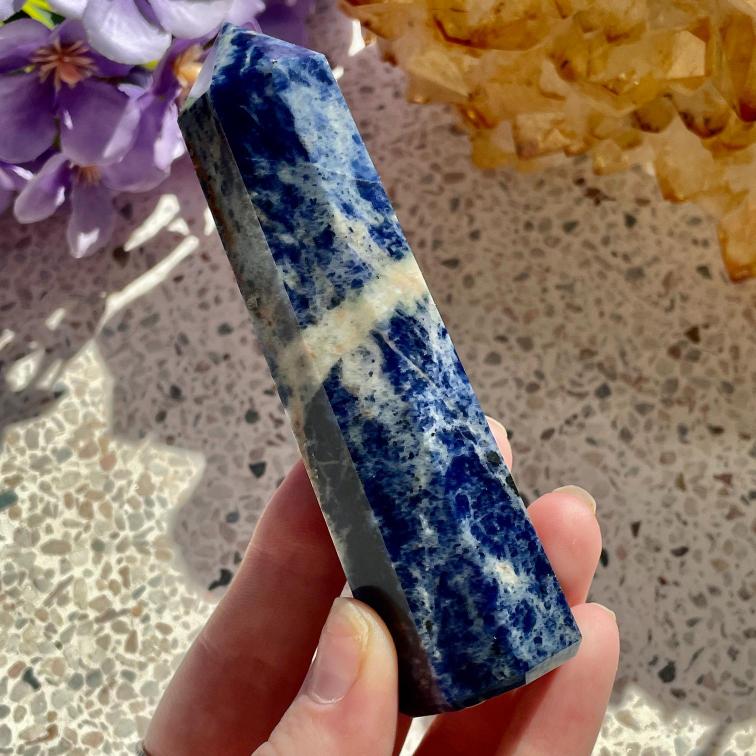 Sodalite Generator 10cm - 12cm