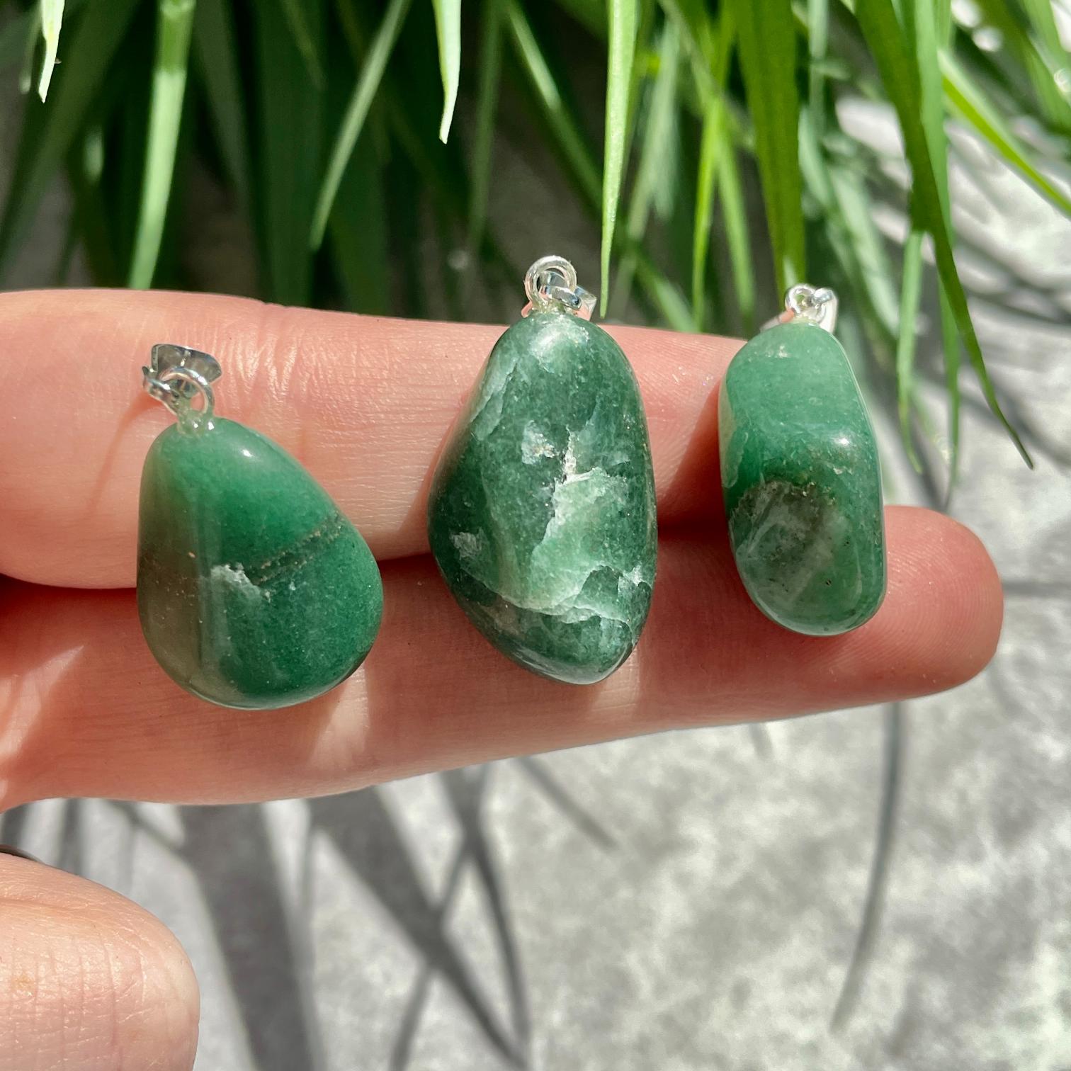 Tumbled Mini Pendant - Green Aventurine