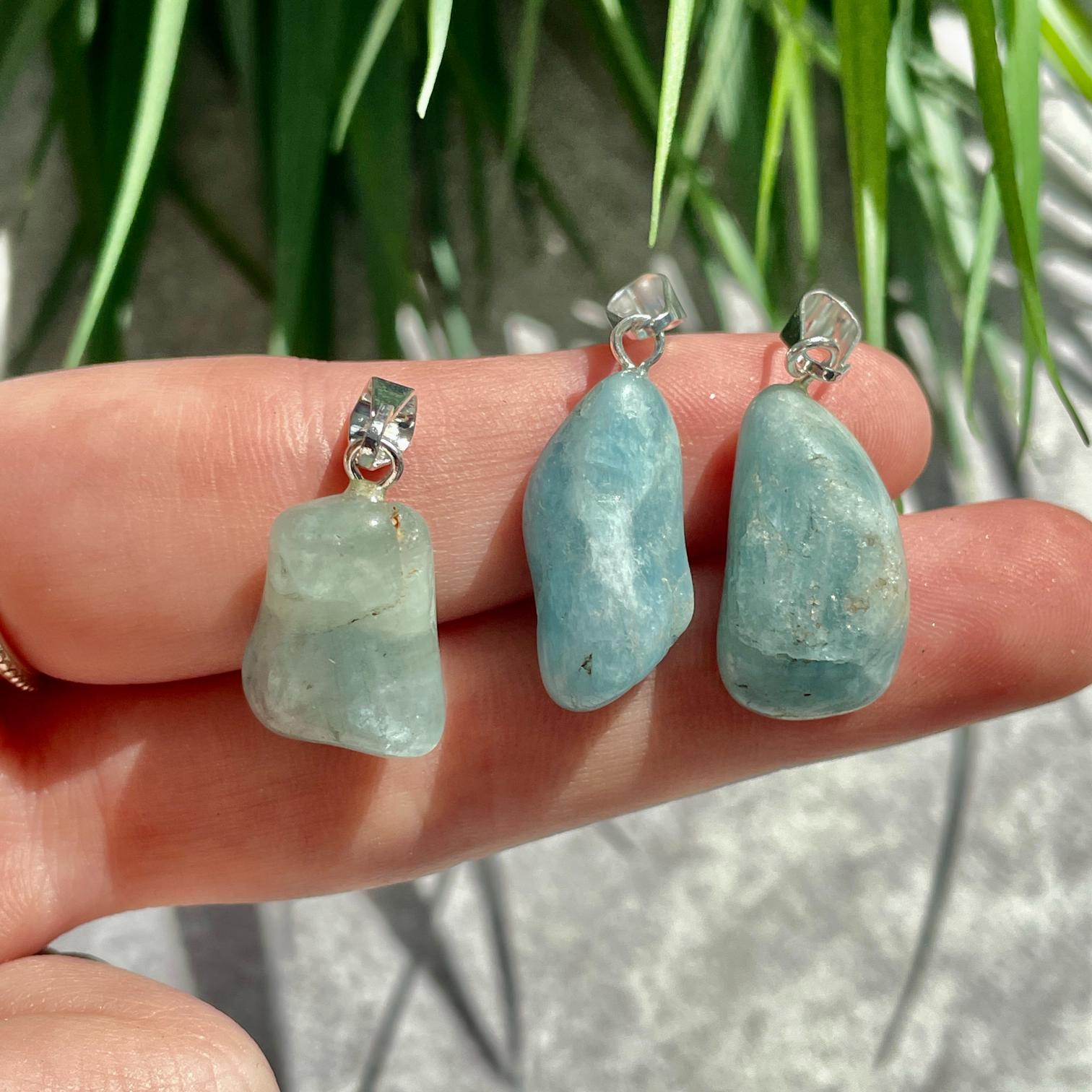 Tumbled Mini Pendant - Aquamarine DARK