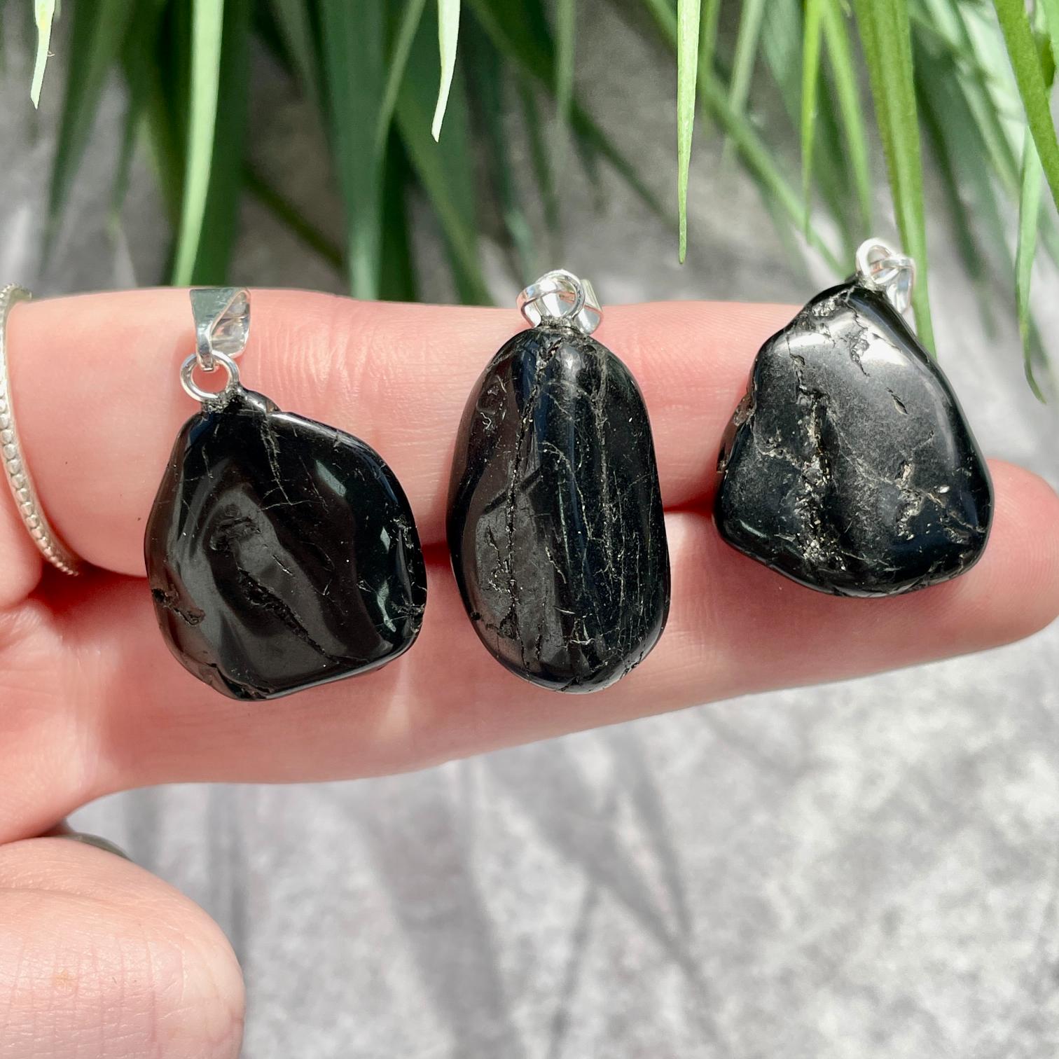 Tumbled Mini Pendant - Black Tourmaline