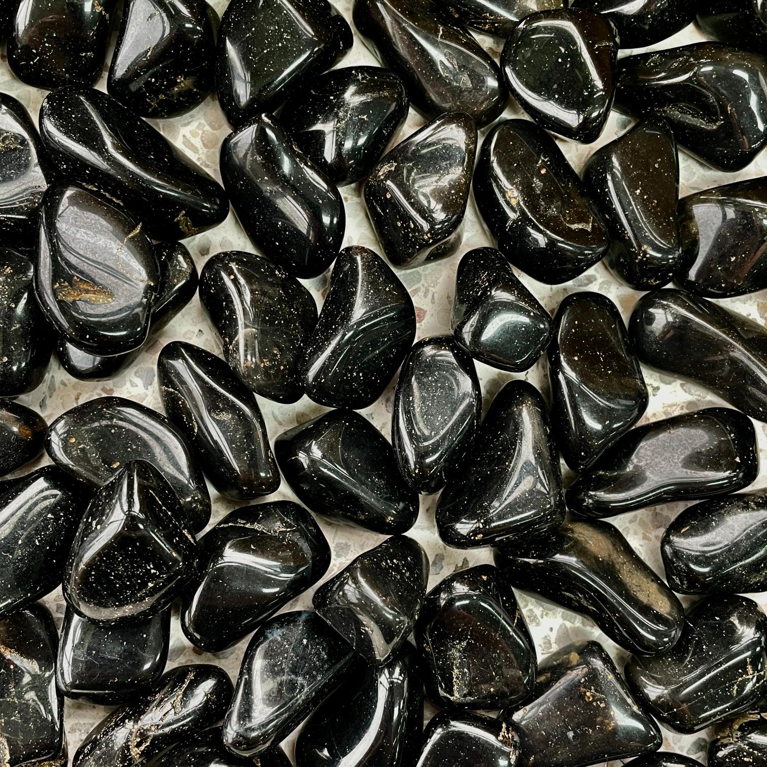 Black Onyx Tumbled 200g (20-25pc)