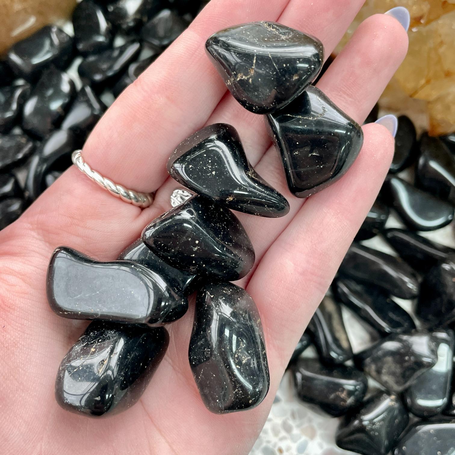 Black Onyx Tumbled 200g (20-25pc)