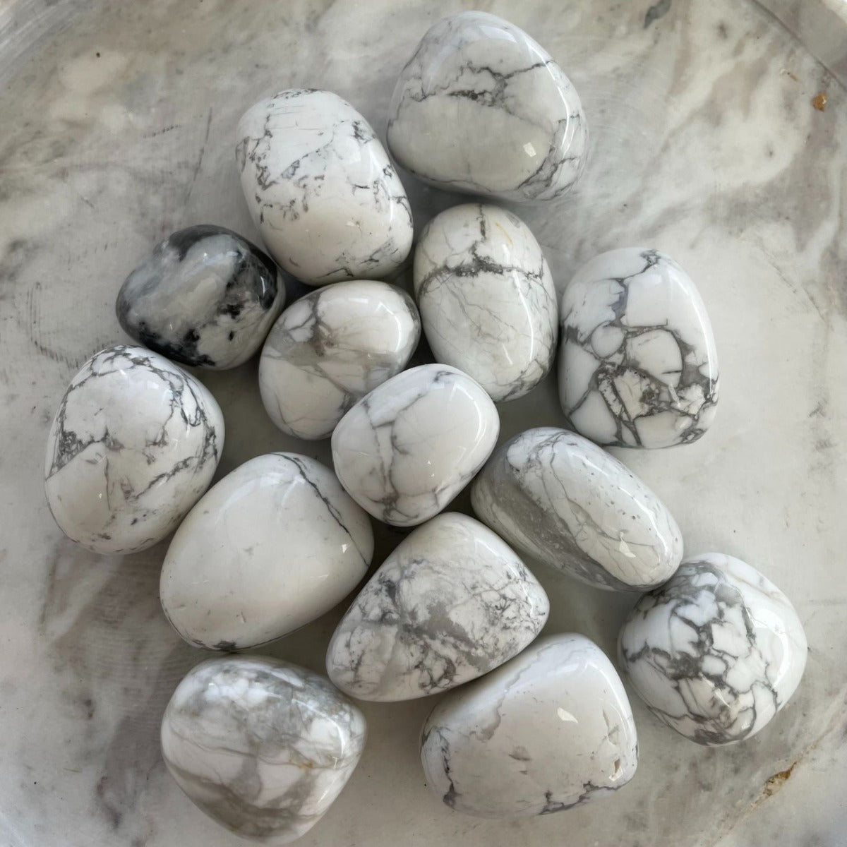 Howlite White Tumbled 200gms (12-15pc)