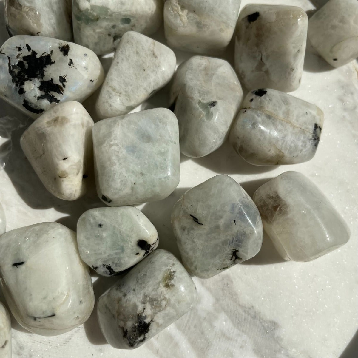 Rainbow Moonstone Tumbled 250gms (IN)