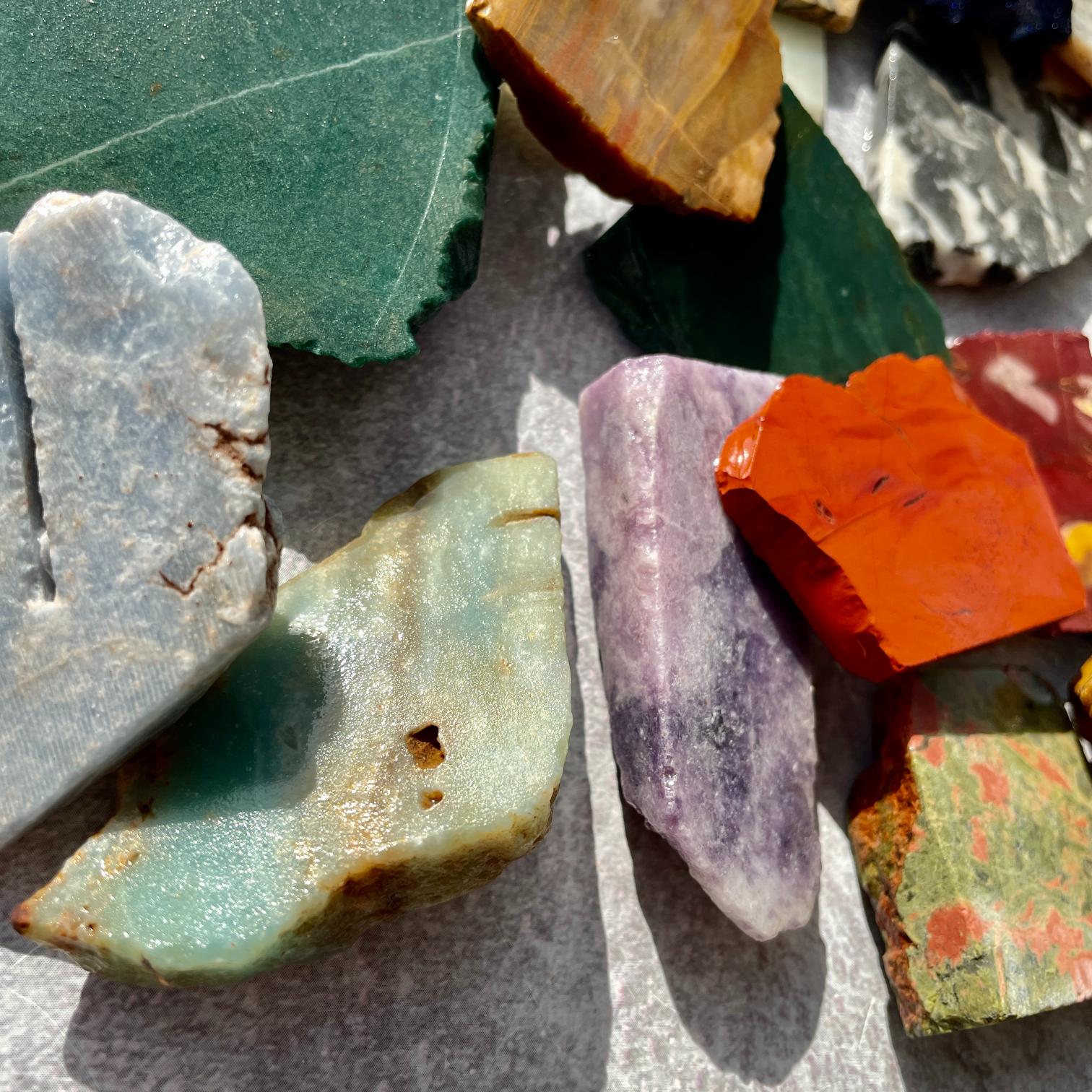 Rough-Slab-Mixed-1KG (15-25pc)
