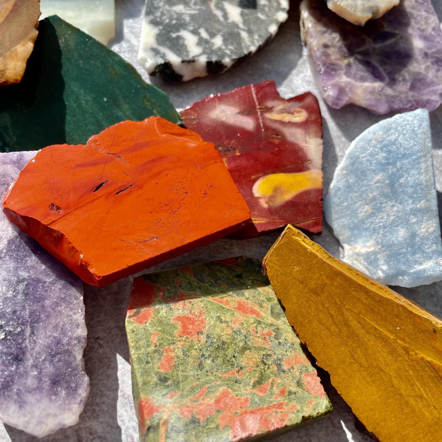 Rough-Slab-Mixed-1KG (15-25pc)
