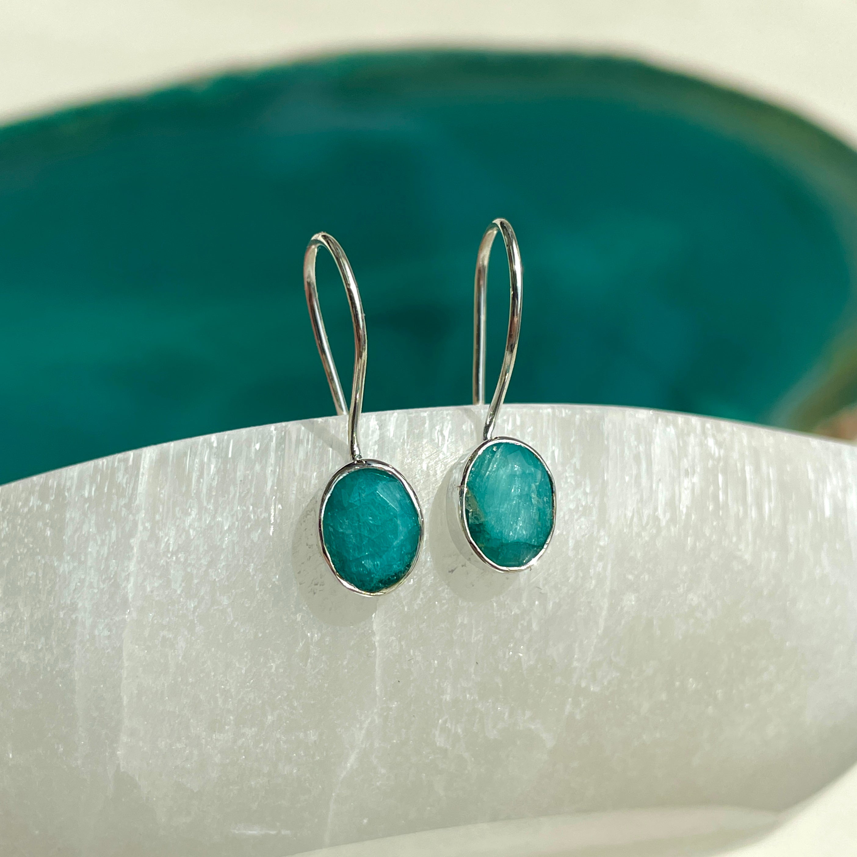 Sterling Silver Earrings - Emerald - Oval