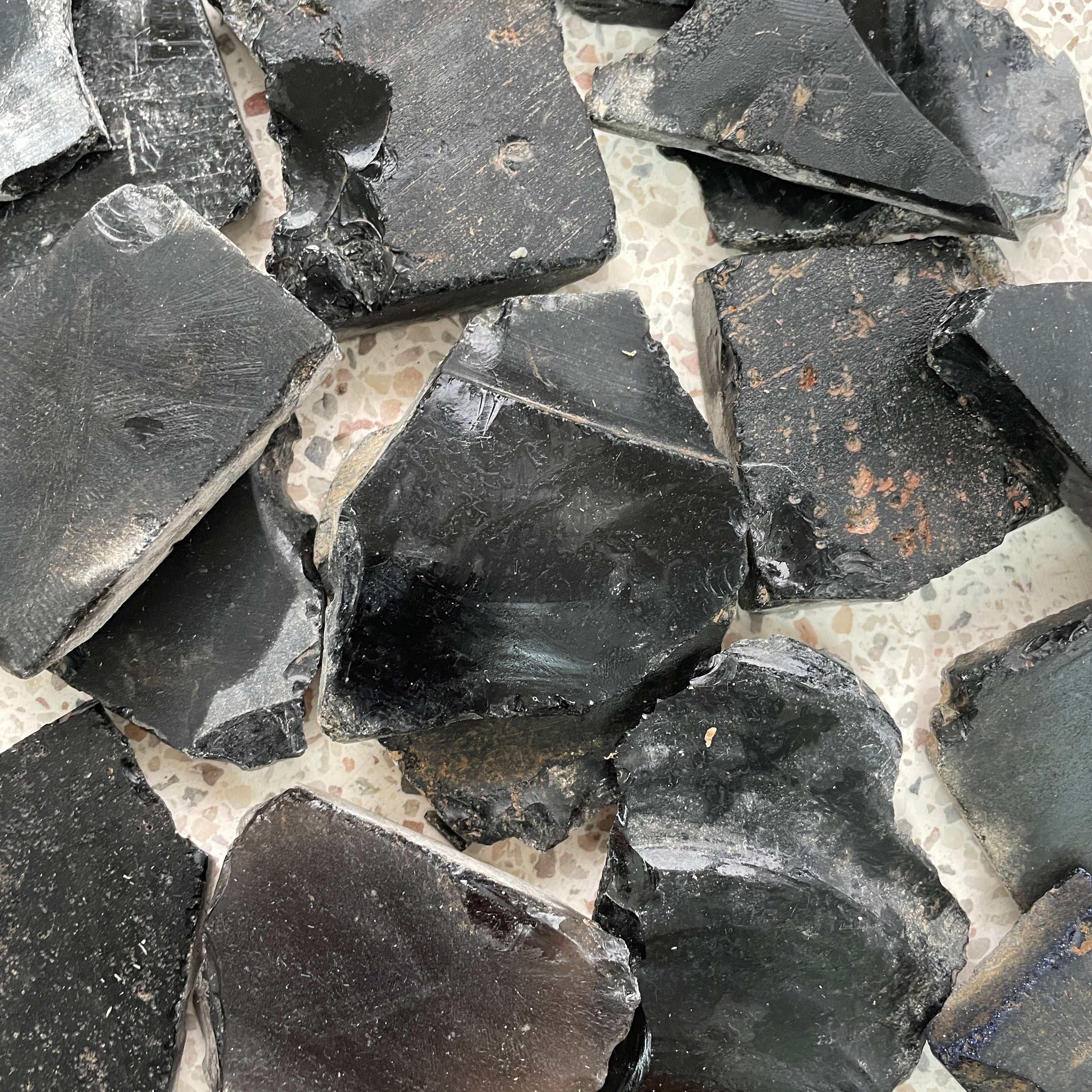 Rough - Slab - Obsidian - 1KG
