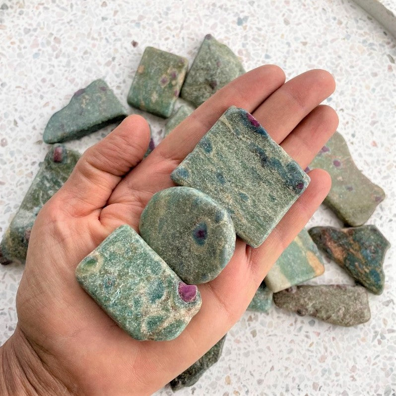 Polished Slabs - Ruby In Fuschite - 500g(15-25)pc